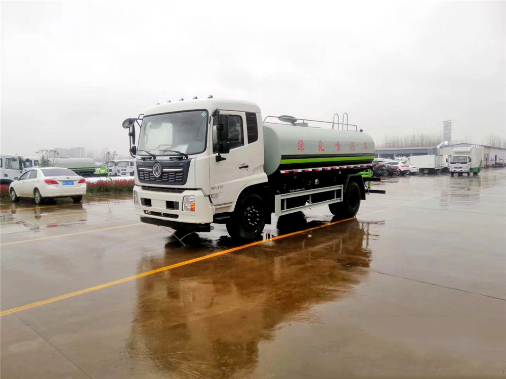 國六東風(fēng)天錦13方灑水車