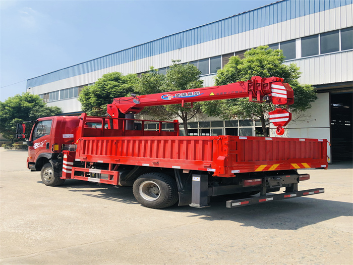 重汽王牌藍牌隨車吊_隨車吊廠家