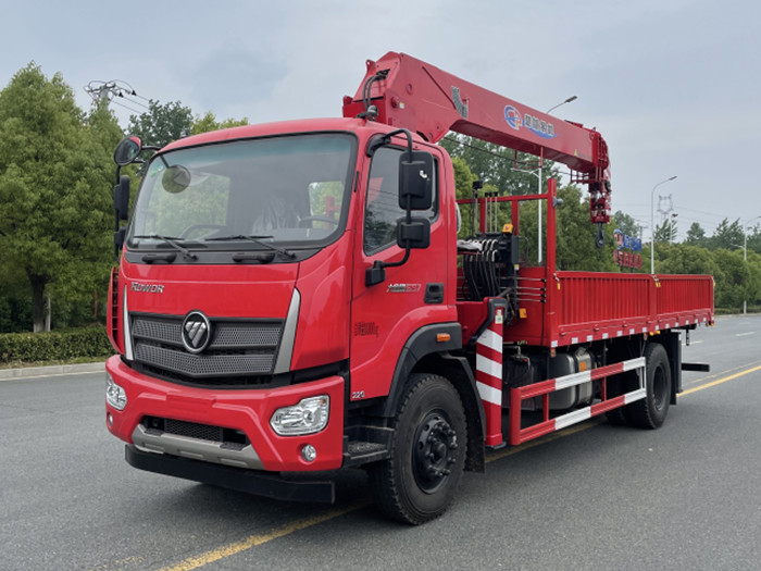 福田瑞沃單排8噸隨車吊_8噸隨車吊價(jià)格_隨車吊廠家