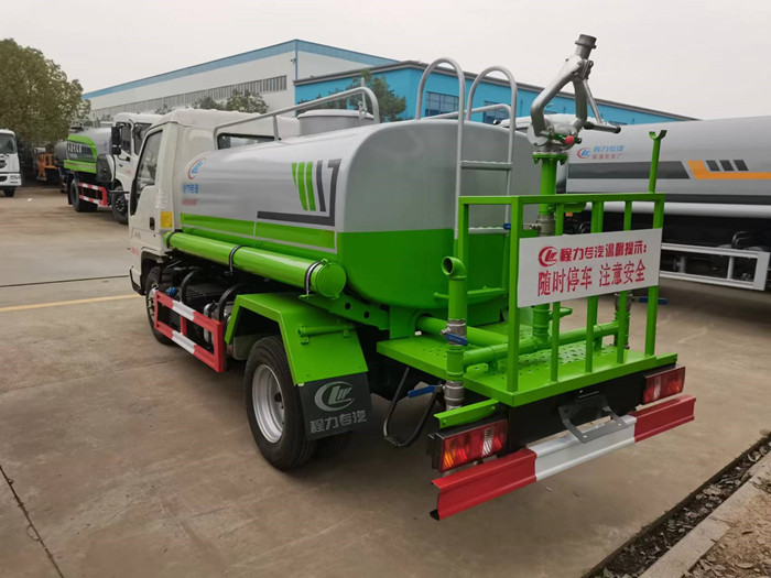 國六小型灑水車_福田2.7方藍牌灑水車_ 小型2.7方藍牌灑水車價格_程力灑水車廠家